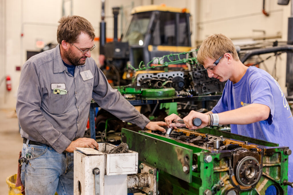 Ridgewater Ag Equipment Mechanic photo_m